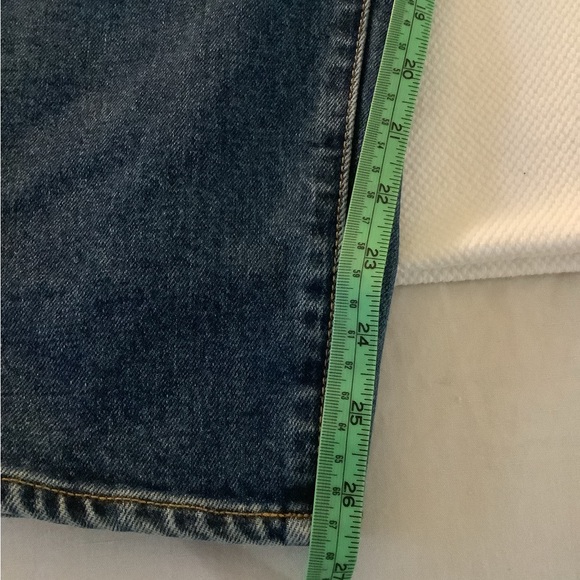 VERONICA BEARD
Charlie Denim High-Rise Barrel Jean | size 28 - Picture 8 of 11